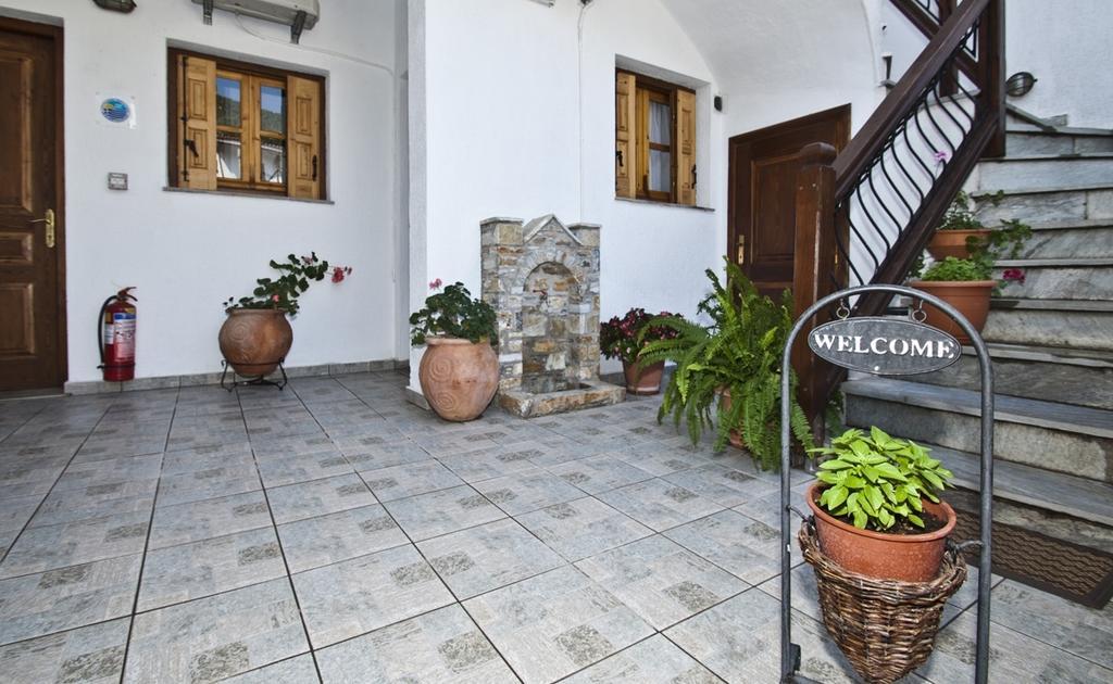 Athina Apartments Нео-Клима Экстерьер фото