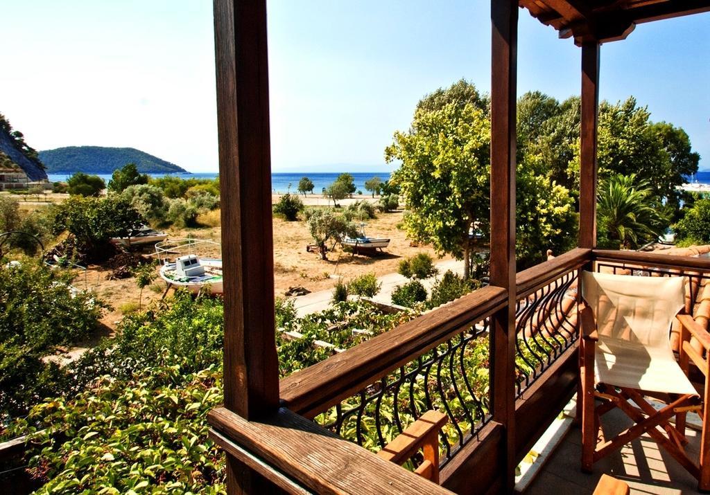 Athina Apartments Нео-Клима Экстерьер фото